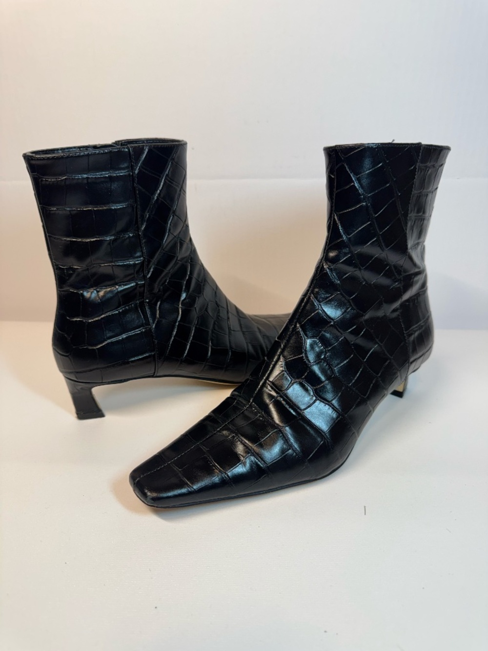MICHAEL Michael Kors Black Croc Leather Square Toe Boots 7.5